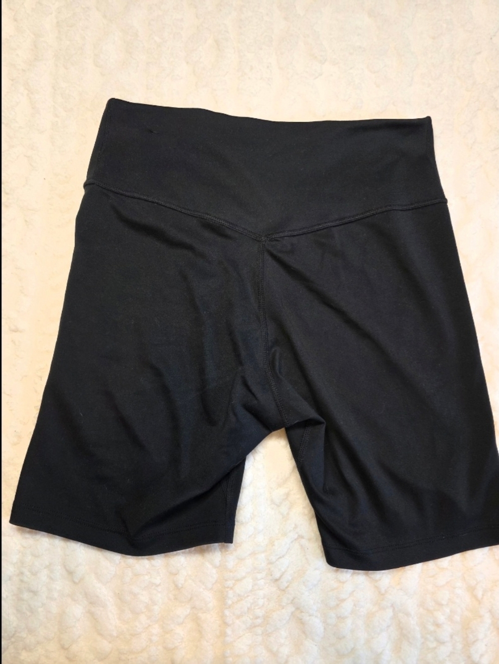 Women's Nike Black Wide-Waist Bike Shorts with Swoosh Size Small - Picture 4 of 4